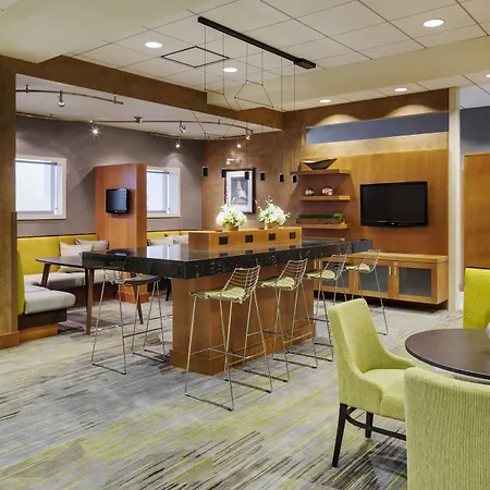 Courtyard By Marriott Boston Logan Airport-3